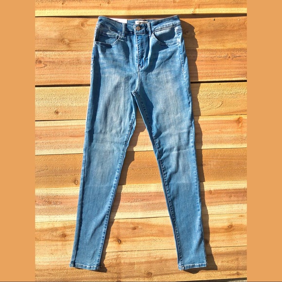 Classic Blue High Rise Skinny Jeans - Picture 3 of 7